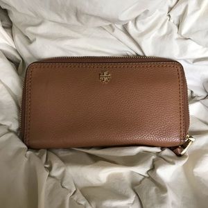 Tory Burch zip around wallet